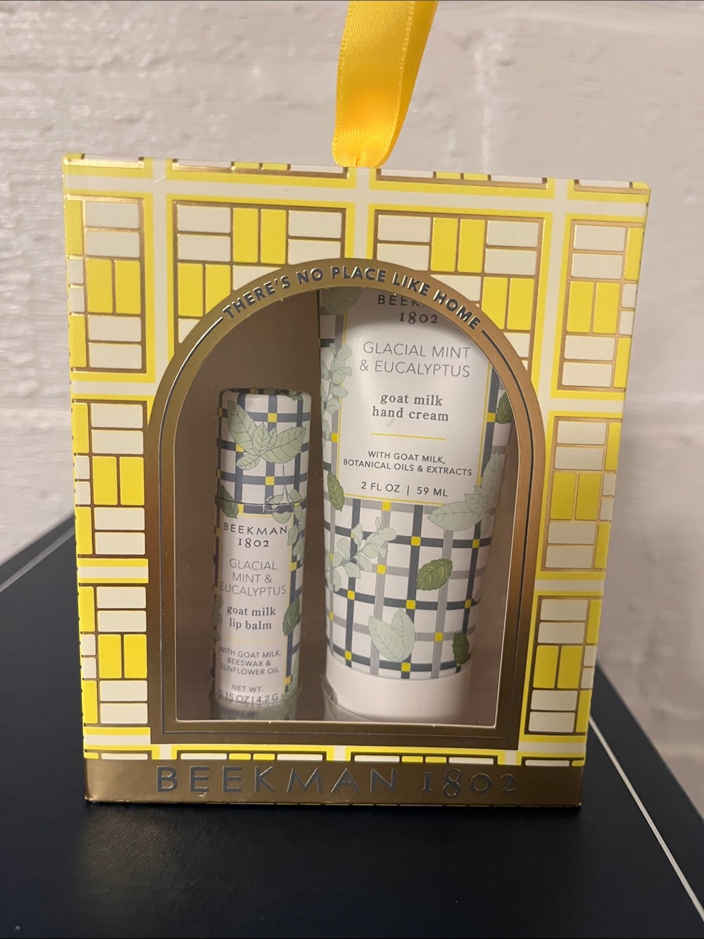 Beekman 1802 Glacial Mint & Eucalyptus Hand Cream and Lip Balm Set - Yellow NWT